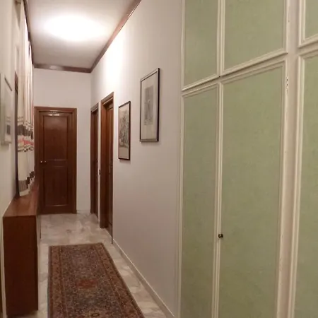 Appia Apartment *